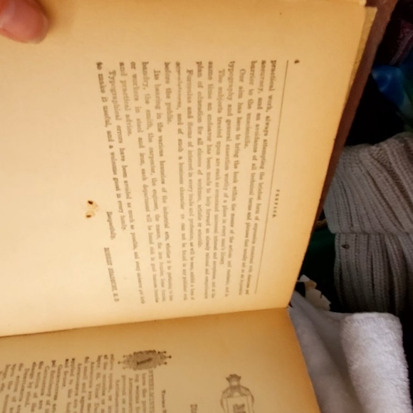 Very old encyclopedia - Picture 7 of 10